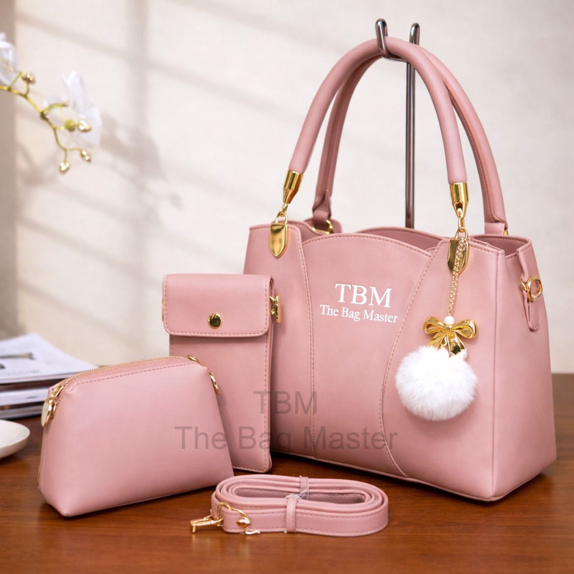 TBM The Bag Master 3 Piece Handbag Set Providing Stylish