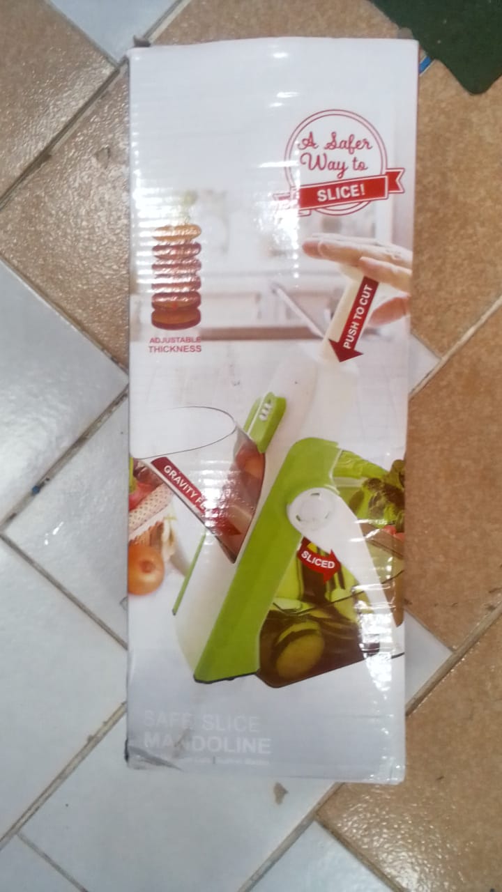 Mandoline Food Slicer Vegetable Cutter, Safe Food Chopper (random color)