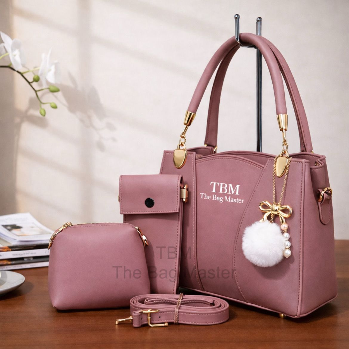 TBM The Bag Master 3 Piece Handbag Set Providing Stylish